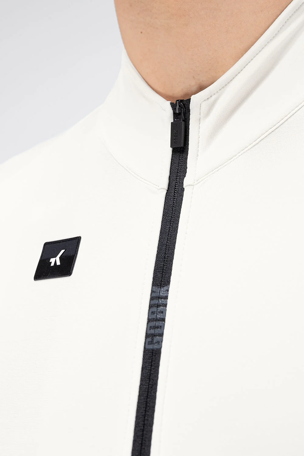 Casaco Gobik Pacer Solid 2.0 Crepe - Image 4